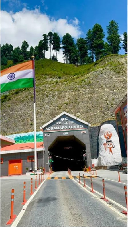 Kashmir and the Hidden Valleys of Drass trip photo 1